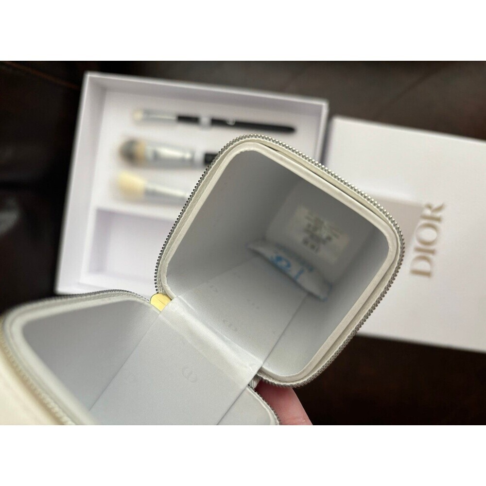 Dior brushes + case + box - Picture 10 of 11